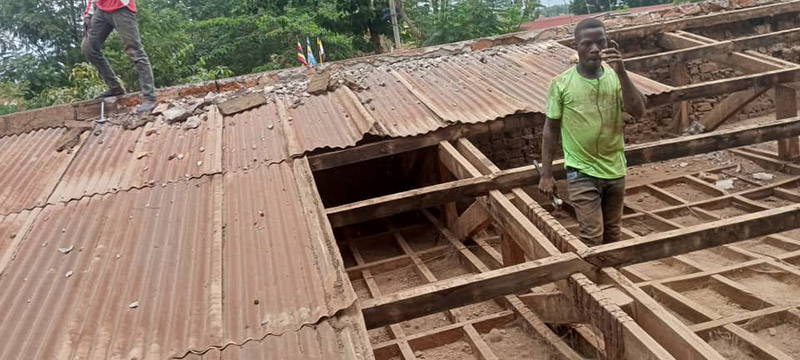 Uganda School Roof Needs Repair